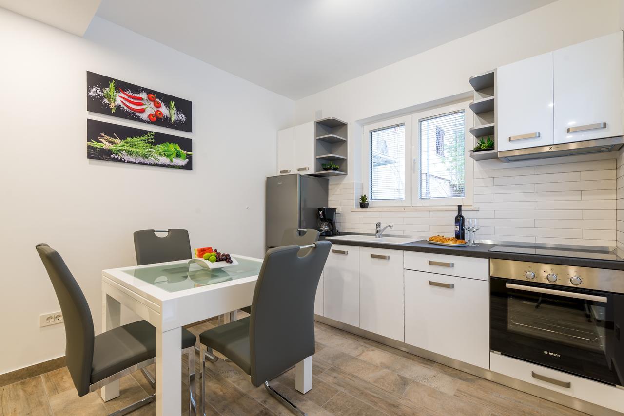 Apartment Helen Deluxe Дубровник Екстер'єр фото